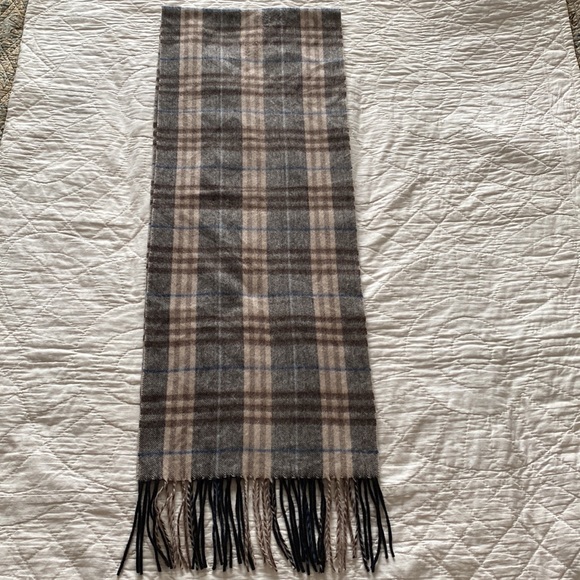 Wool/Cashmere Enzo Mantovani Scarf - Picture 9 of 10
